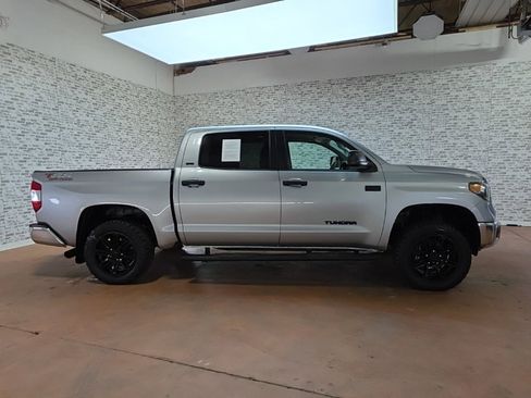 Used 2020 Toyota Tundra SR5 w/ SR5 Upgrade Package image 6