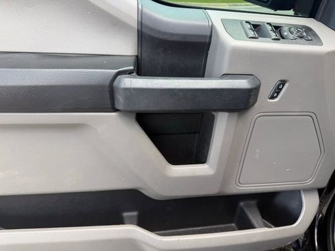 Used 2020 Ford F150 XL w/ Equipment Group 101A Mid image 10