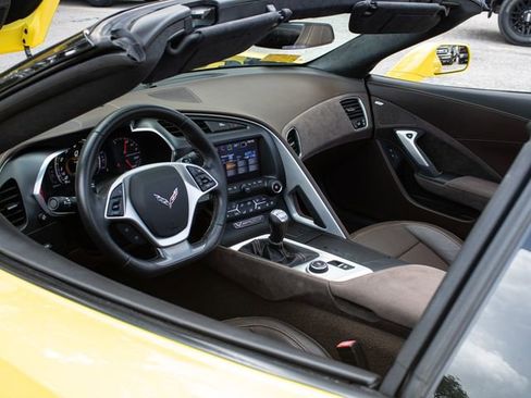 Used 2016 Chevrolet Corvette Stingray Coupe w/ 3LT Preferred Equipment Group RWD image 7