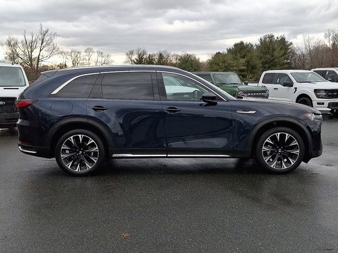 Used 2024 MAZDA CX-90 Plug-In Hybrid w/ Premium Pkg image 7