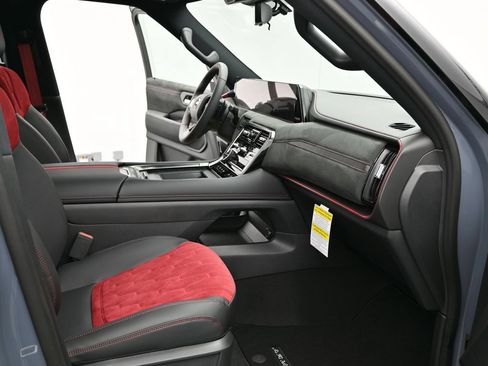 New 2026 Nissan Armada NISMO AWD/4WD image 7
