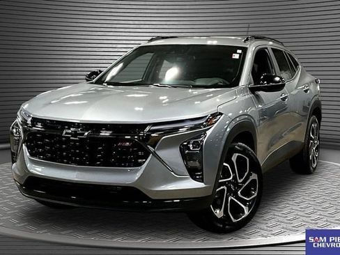 New 2026 Chevrolet Trax RS w/ Driver Confidence Package FWD image 1