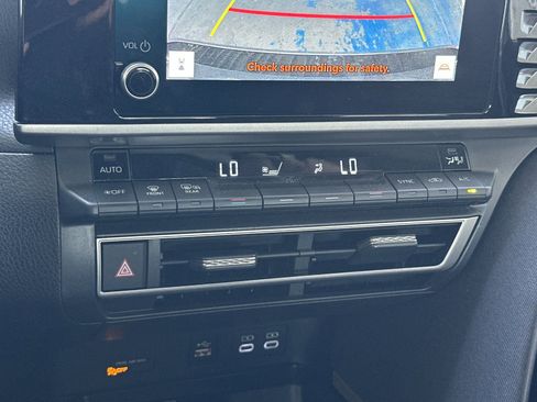 Used 2025 Toyota Camry LE FWD image 18