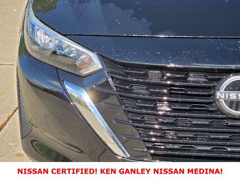 Certified 2025 Nissan Sentra S FWD image 9