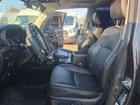 Used 2018 Toyota 4Runner TRD Off-Road Premium image 21