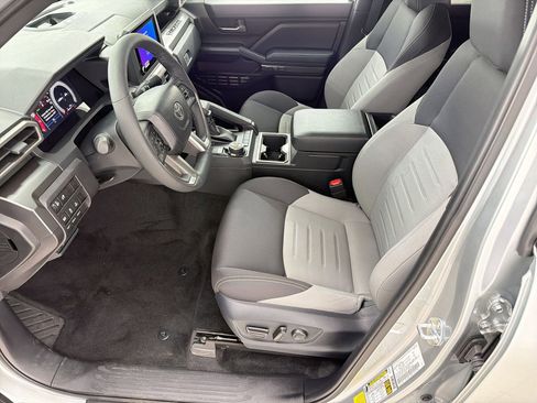 Used 2025 Toyota Tacoma TRD Off-Road w/ TRD Off Road Upgrade Package image 5