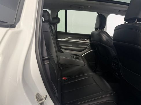 Used 2023 Jeep Grand Cherokee 4WD 4xe image 30