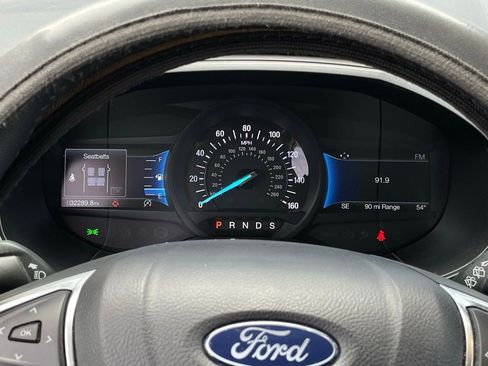 Used 2024 Ford Edge SEL image 16