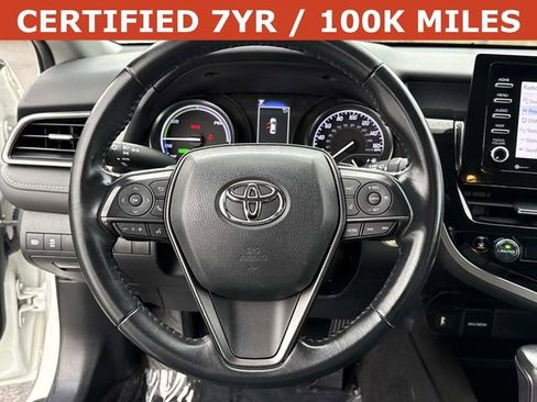 Used 2022 Toyota Camry SE image 18