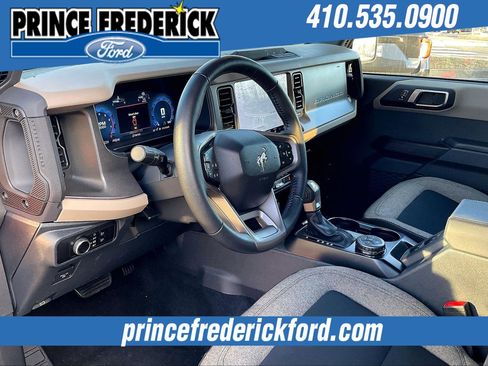 Used 2025 Ford Bronco Big Bend image 13