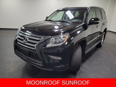 Used 2019 Lexus GX 460 image 4