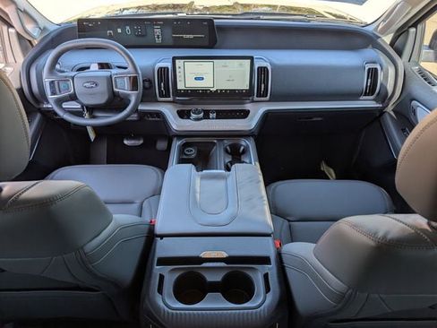 New 2025 Ford Expedition Max Active image 36