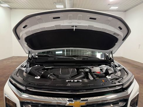 Used 2026 Chevrolet Traverse LT AWD/4WD image 84