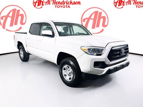 Used 2021 Toyota Tacoma SR image 1