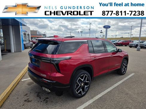New 2026 Chevrolet Traverse High Country w/ LPO, Floor Liner Package AWD/4WD image 7