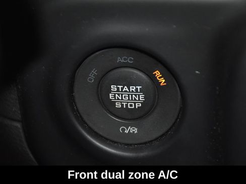 Used 2023 Jeep Wrangler Unlimited w/ Cold Weather Group AWD/4WD image 18