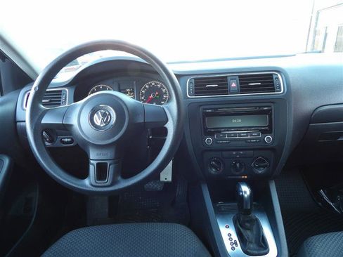 Used 2014 Volkswagen Jetta S image 13