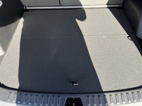 New 2026 Chevrolet Equinox LT image 11