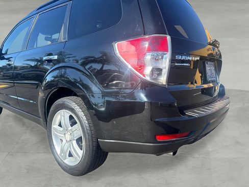Used 2010 Subaru Forester 2.5X Limited AWD/4WD image 26