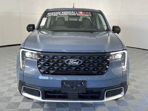 Used 2025 Ford Maverick Lariat w/ 4K Tow Package image 3