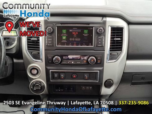 Used 2019 Nissan Titan PRO-4X AWD/4WD image 28