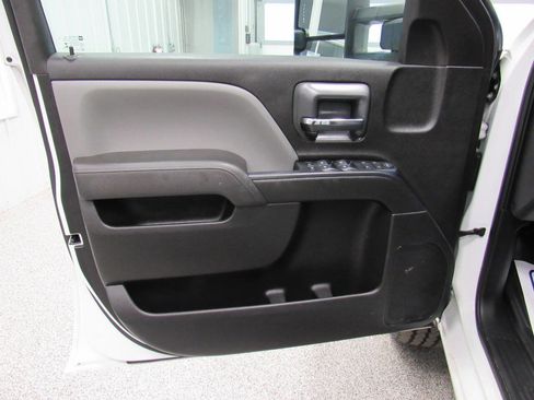 Used 2019 Chevrolet Silverado 2500 W/T image 36