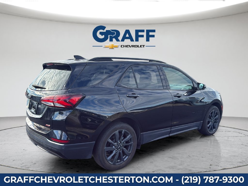 Used 2023 Chevrolet Equinox RS FWD image 15