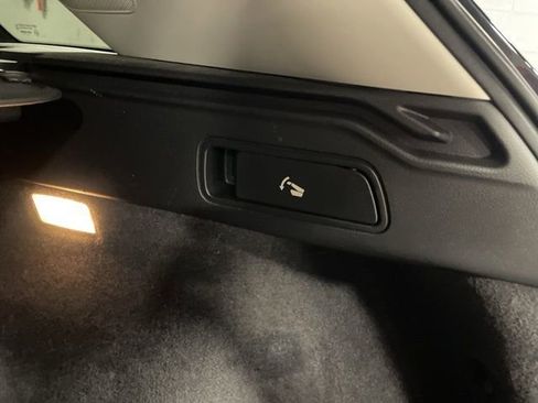 Used 2019 INFINITI QX50 Essential w/ Premium Heat Package image 39