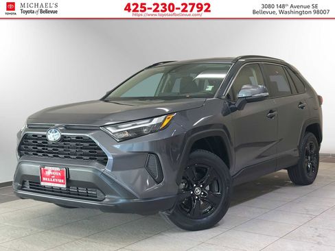 Certified 2023 Toyota RAV4 LE image 1