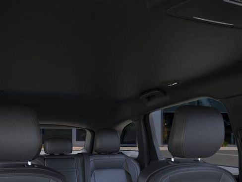 New 2025 Lincoln Nautilus Premier w/ Jet Appearance Package image 44