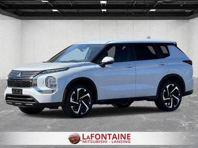 Used 2022 Mitsubishi Outlander ES