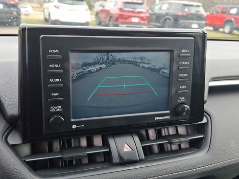 Certified 2021 Toyota RAV4 LE image 20