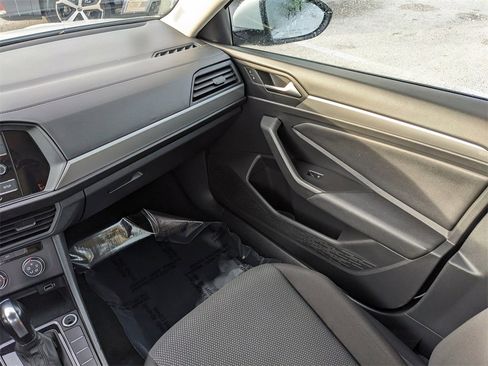 Used 2019 Volkswagen Jetta S w/ Driver Assistance Package image 17