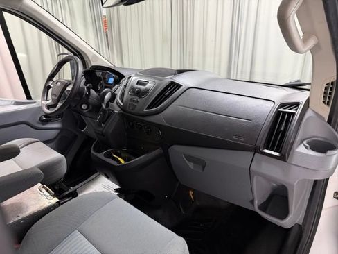 Used 2015 Ford Transit 250 130 Low Roof RWD image 13