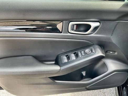 Used 2024 Honda Civic Touring image 21