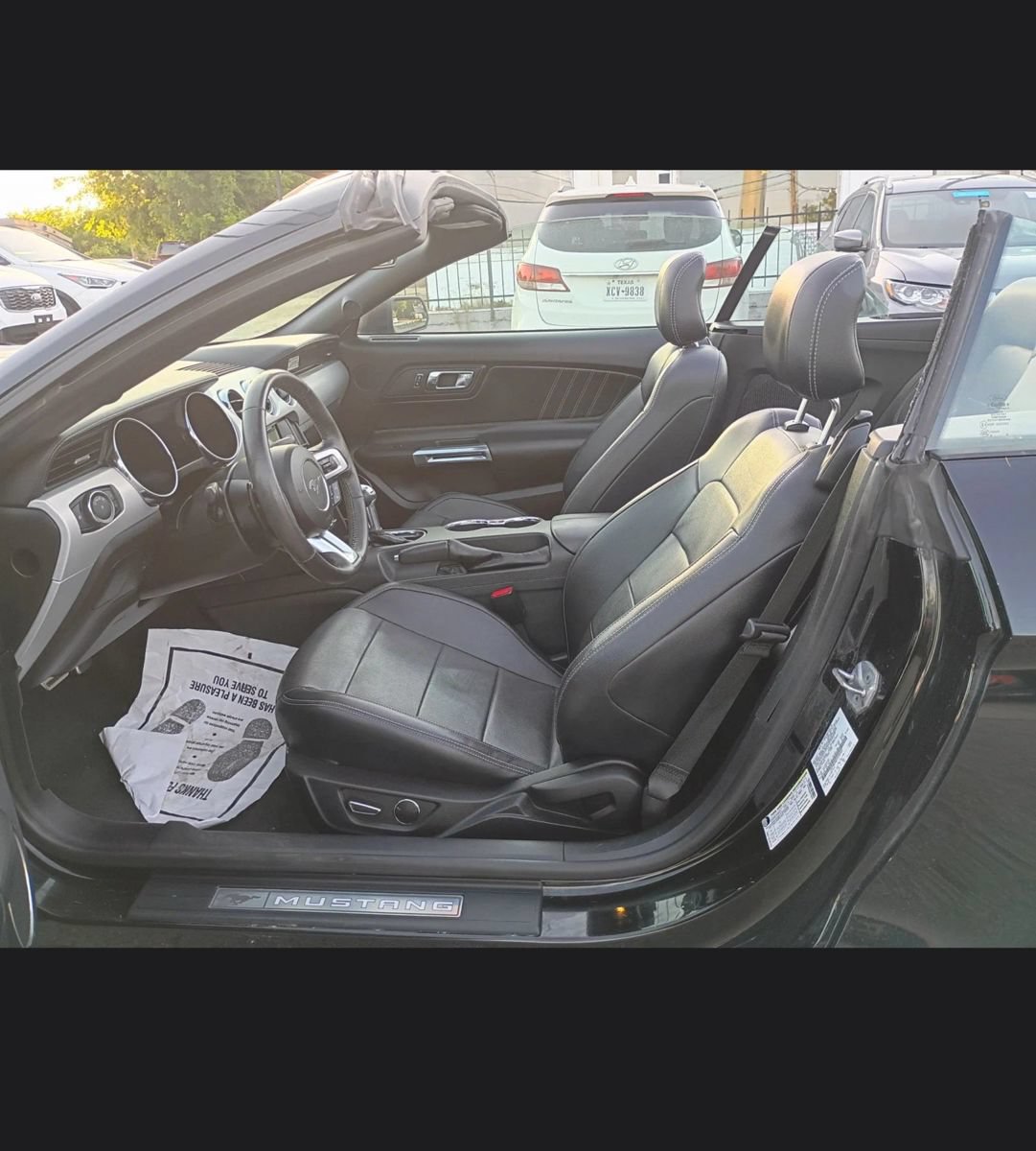 Used 2017 Ford Mustang Premium RWD image 11