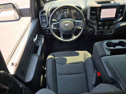 Used 2025 RAM 1500 Warlock AWD/4WD image 21