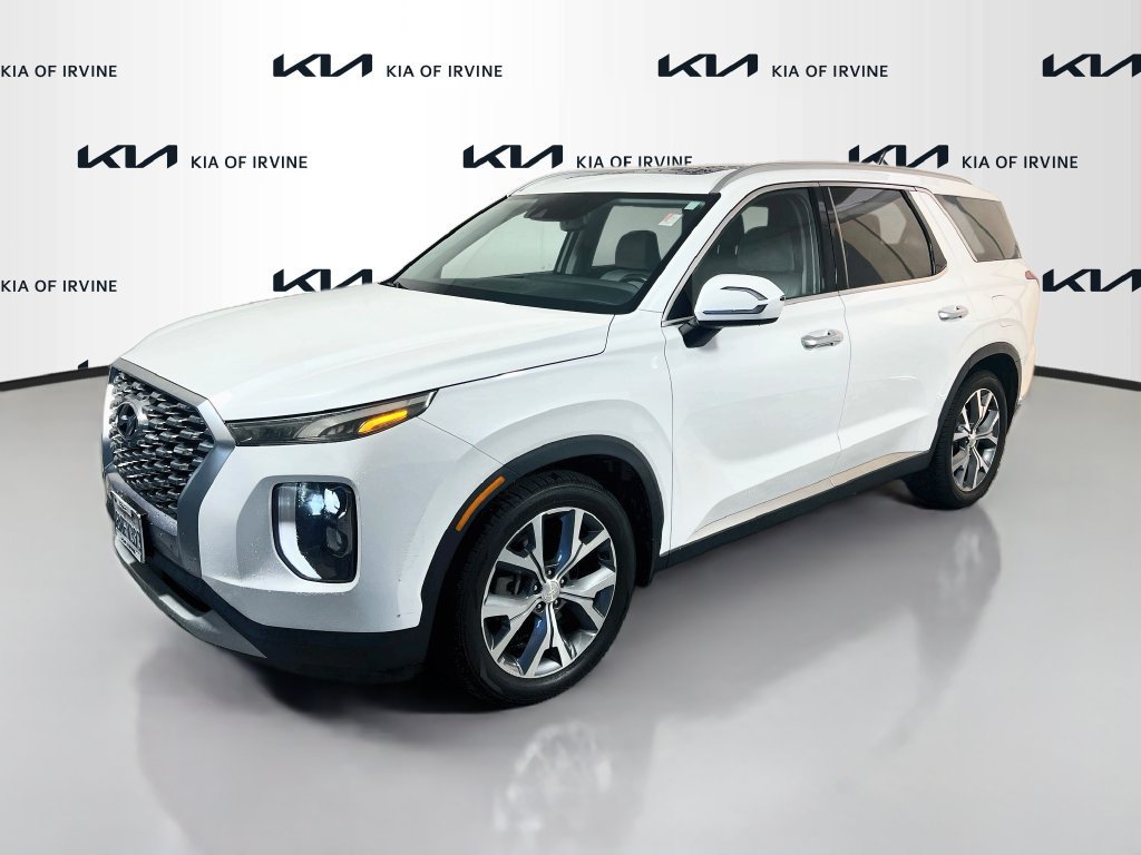 Used 2020 Hyundai Palisade SEL w/ Premium Package FWD image 3
