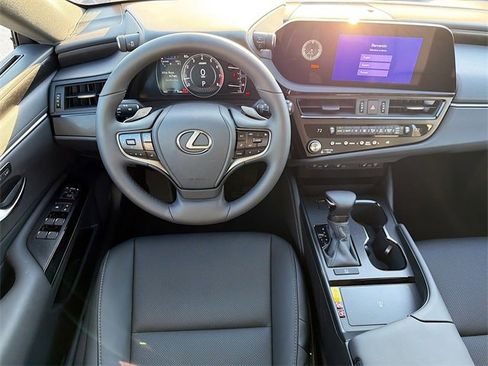 New 2025 Lexus ES 350 w/ Premium Package image 17
