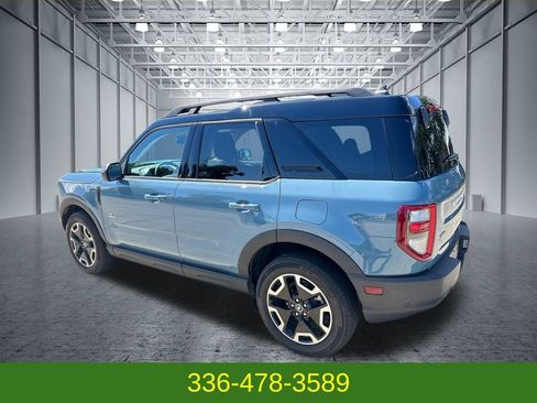 Used 2023 Ford Bronco Sport Outer Banks w/ Tech Package AWD/4WD image 3