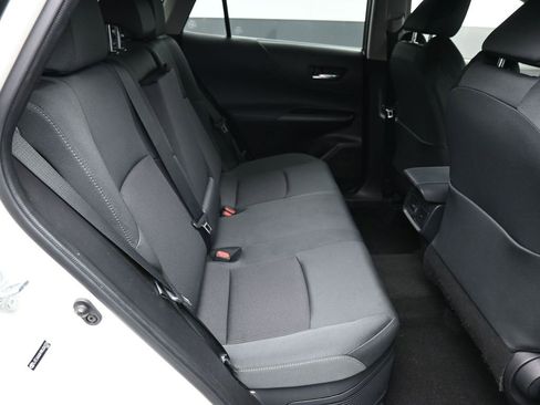 Certified 2021 Toyota Venza LE image 24