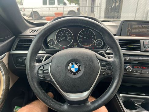 Used 2014 BMW 428i xDrive Convertible AWD/4WD image 10