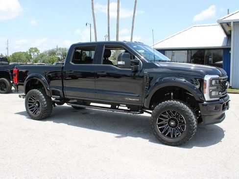 Used 2024 Ford F250 Lariat w/ Lariat Ultimate Package AWD/4WD image 10