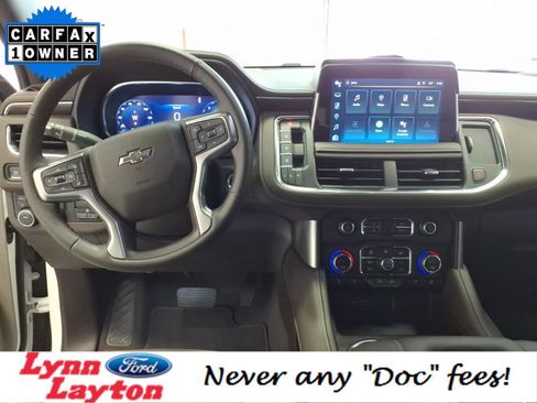 Used 2024 Chevrolet Suburban Z71 w/ Luxury Package image 17