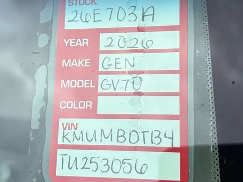 Certified 2026 Genesis GV70 2.5T Advanced AWD/4WD image 25