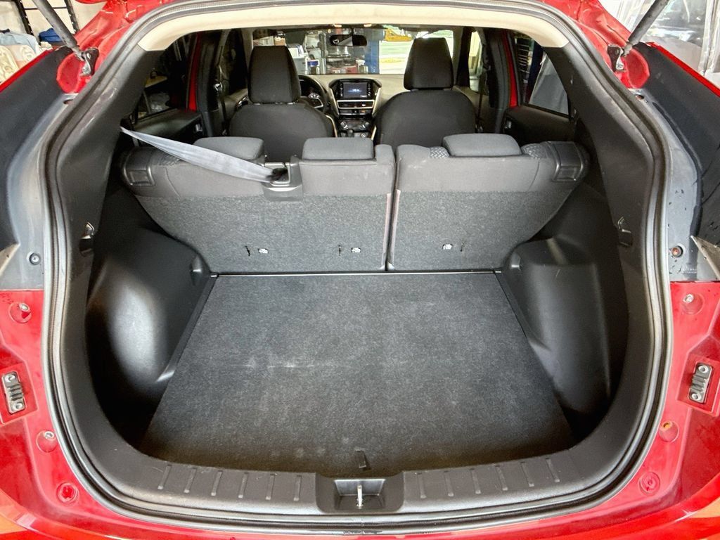 Used 2020 Mitsubishi Eclipse Cross ES FWD image 23