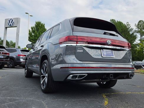Used 2025 Volkswagen Atlas SEL Premium R-Line AWD/4WD image 7