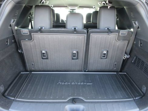 Used 2026 Nissan Pathfinder Rock Creek AWD/4WD image 12