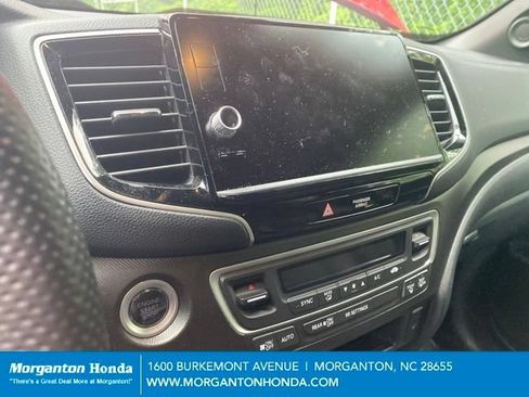 Used 2025 Honda Ridgeline TrailSport image 7