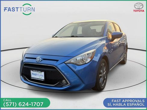 Used 2019 Toyota Yaris LE FWD image 1